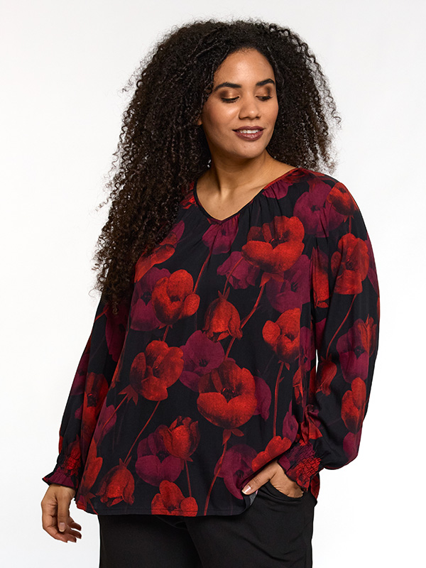 SINGRED - Plus Size Blouse fra Studio