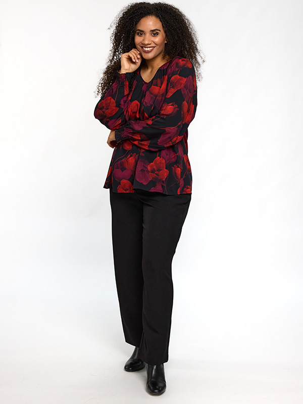 SINGRED - Plus Size Blouse fra Studio