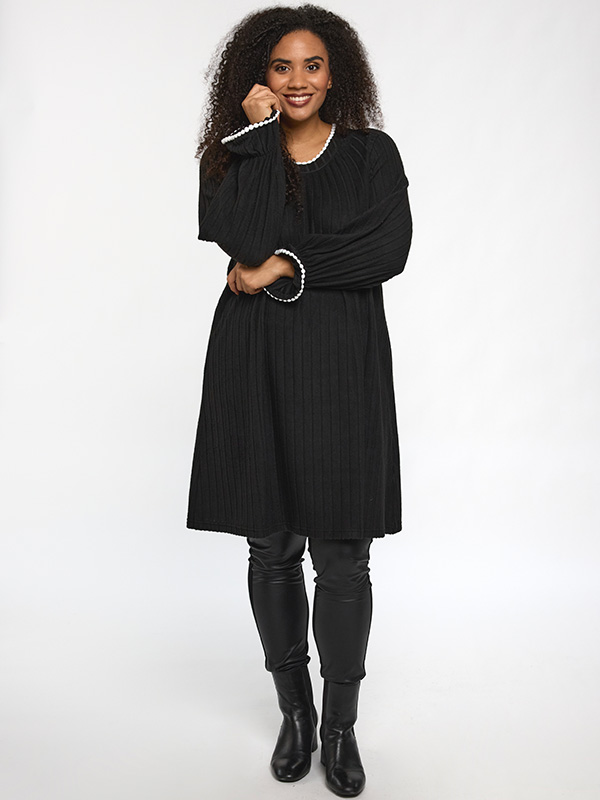 SGERDA - Plus Size Jurk fra Studio