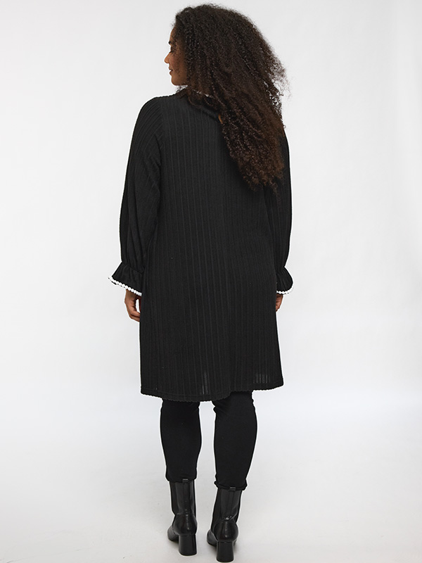 SGERDA - Plus Size Jurk fra Studio