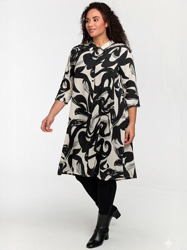 SNELLI - Plus Size Jurk fra Studio