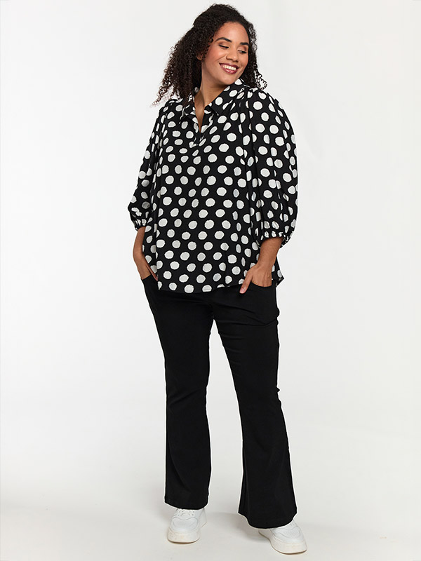 STIFF - Plus Size Blouse fra Studio