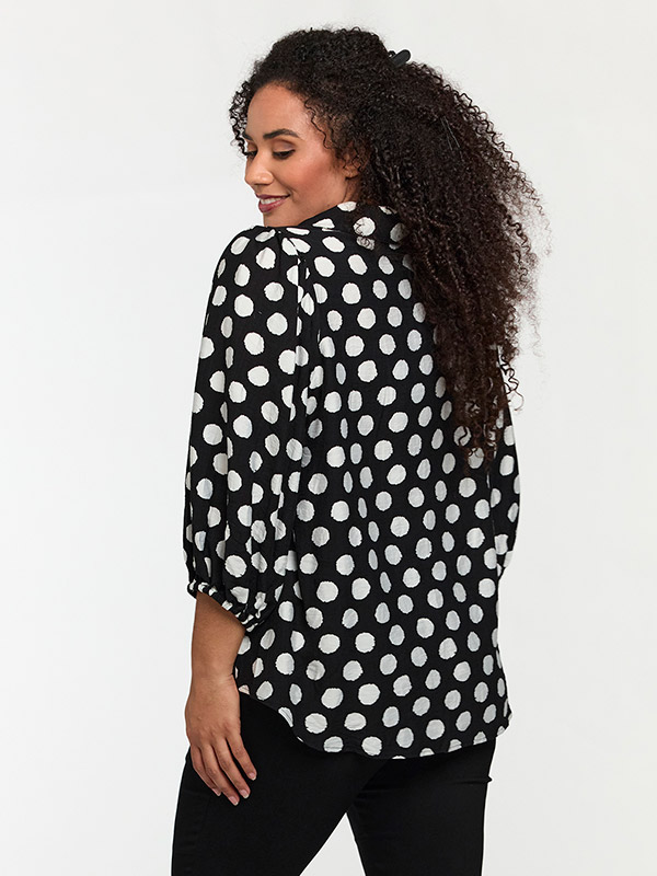 STIFF - Plus Size Blouse fra Studio