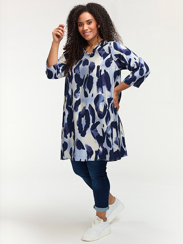 SBIRGITTE - Plus Size Jurk fra Studio