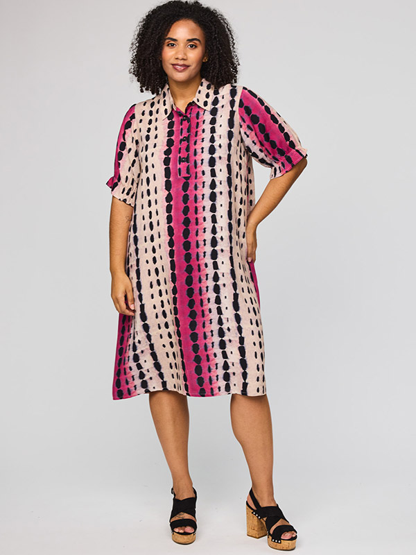 SGUNDA - Plus Size Jurk fra Studio