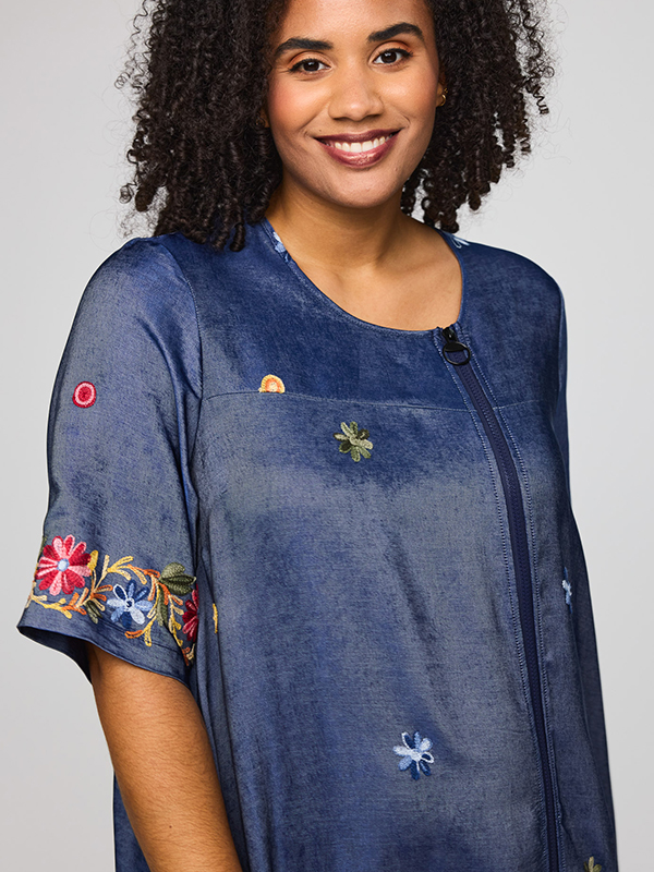 SNOELLA - Plus Size Jurk fra Studio