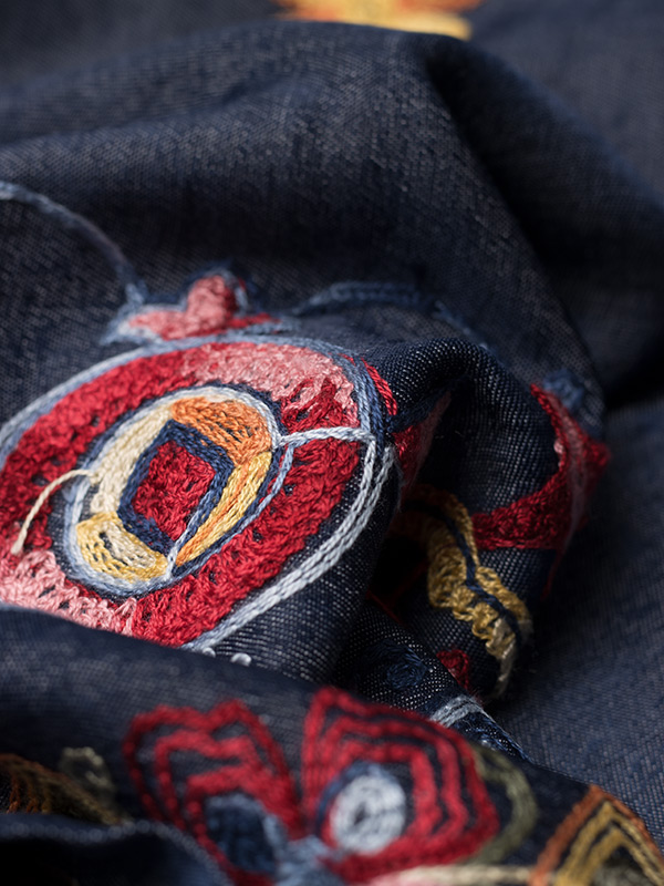 SKARLINE - Plus Size Blouse fra Studio