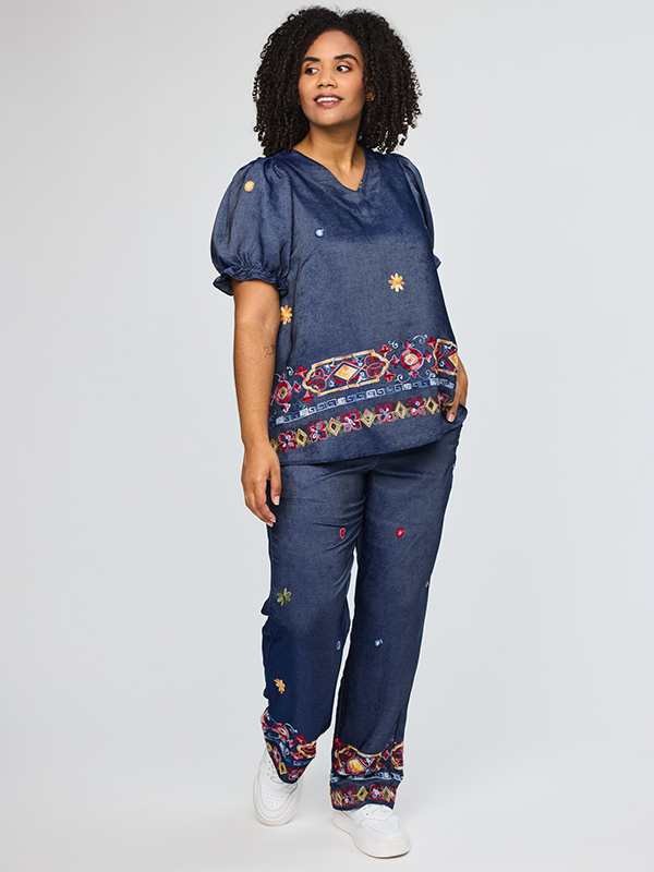 SKARLINE - Plus Size Blouse fra Studio