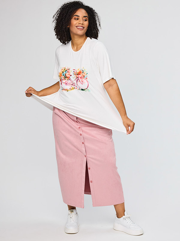 SBELLA - Plus Size T-shirt fra Studio