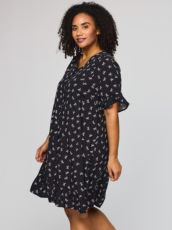 SJETTE - Plus Size Jurk fra Studio