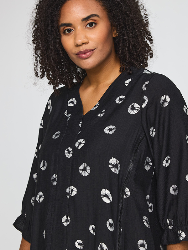 SSAPHINA - Plus Size Jurk fra Studio