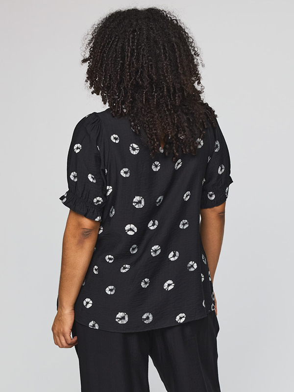 SFOZIA - Plus Size Blouse fra Studio