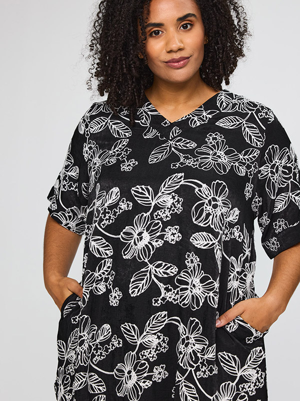 SKIRA - Plus Size Tunic fra Studio