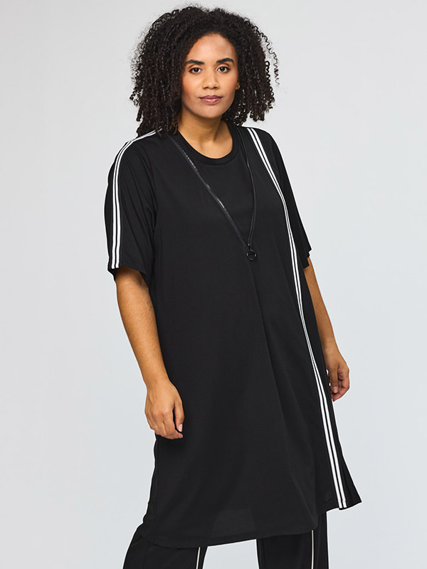 SFENJA - Plus Size Jurk fra Studio