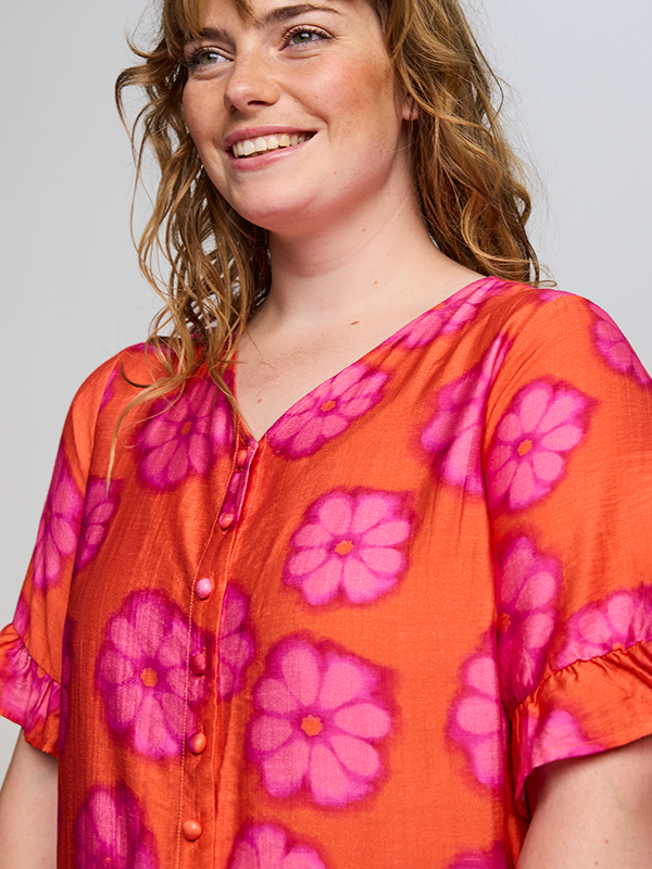 SADA - Plus Size Jurk fra Studio