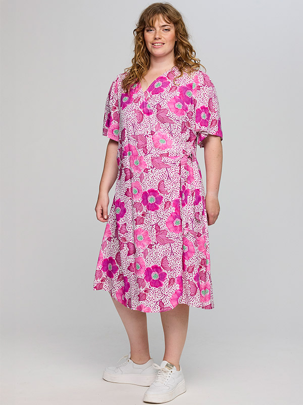 SALBA - Plus Size Jurk fra Studio