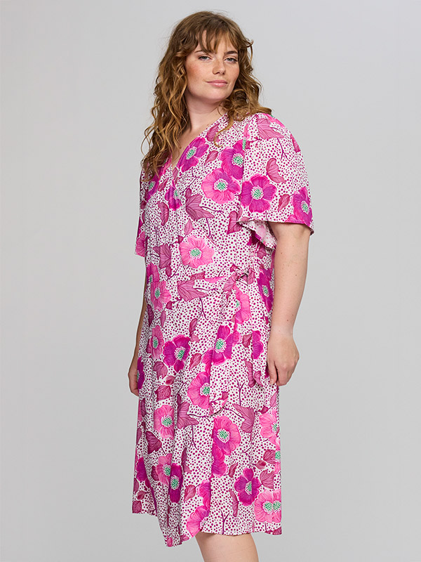 SALBA - Plus Size Jurk fra Studio