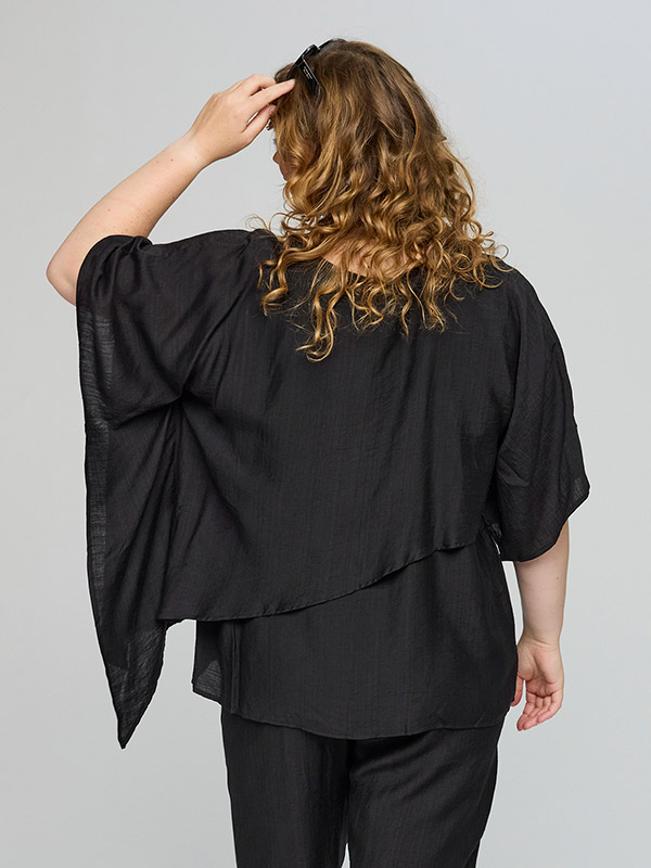 SATHENA - Plus Size Blouse fra Studio