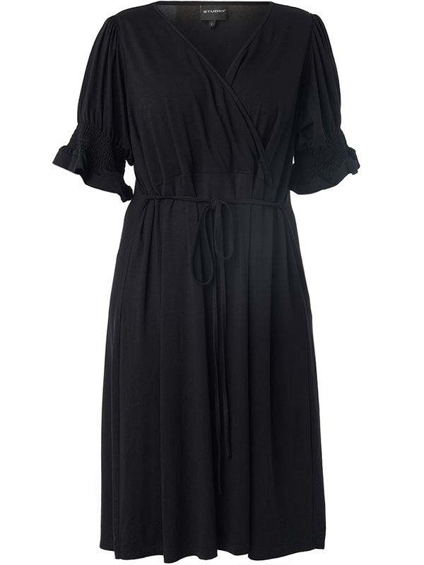 SBEATRICE - Plus Size Jurk fra Studio