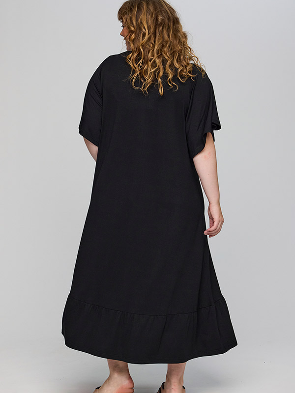 SBONNIE - Plus Size Jurk fra Studio