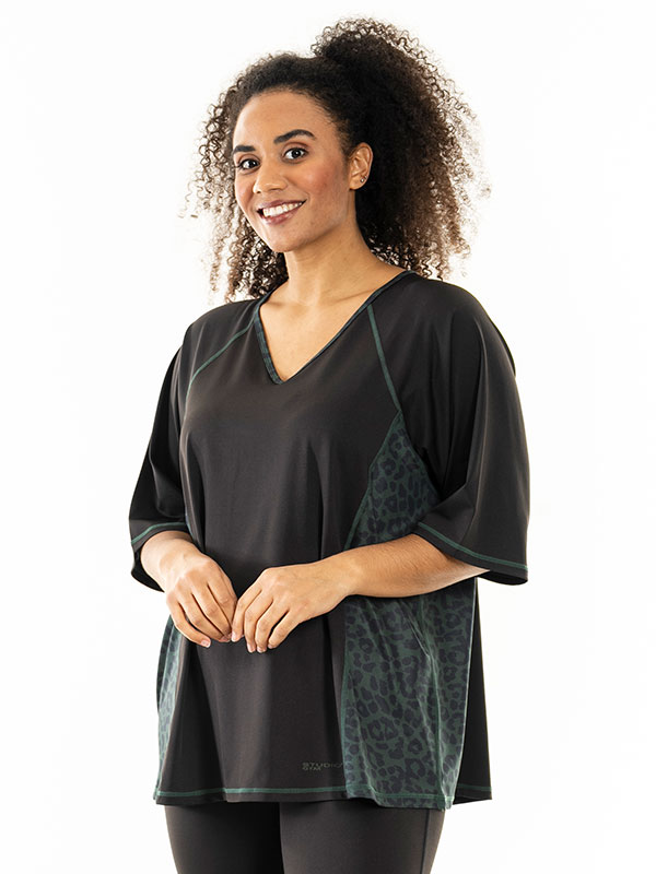 FITNESS - Plus Size Trainingsblouse fra Studio