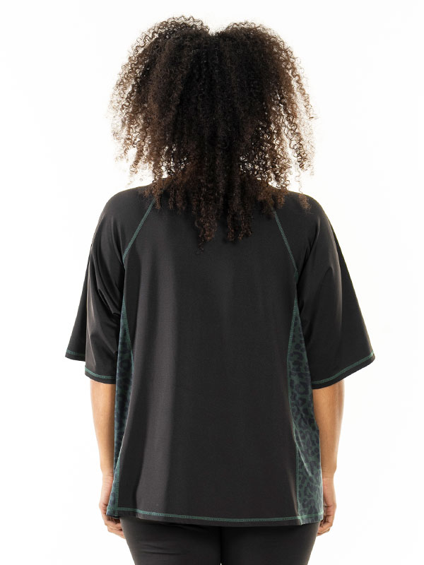 FITNESS - Plus Size Trainingsblouse fra Studio