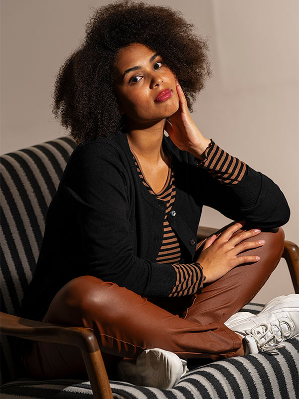 RIB TOP - Plus Size Blouse fra Sandgaard