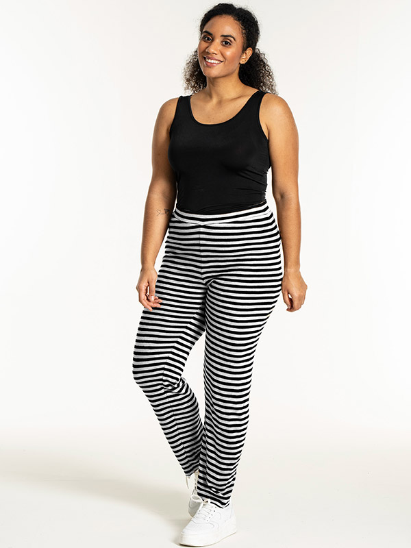 RIB - Plus Size Broek fra Sandgaard