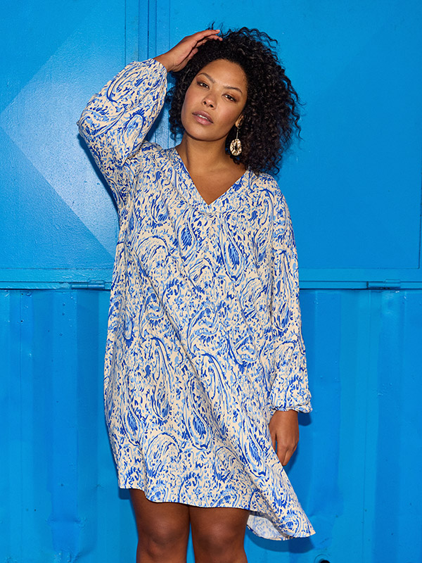 WA-CELINE - Plus Size Jurk fra Wasabi Concept