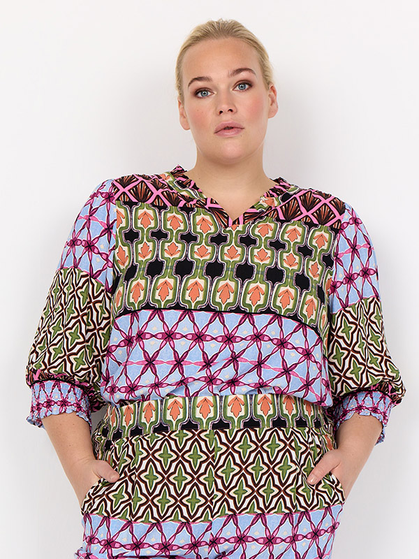WA-MELIKA - Plus Size Blouse fra Wasabi Concept