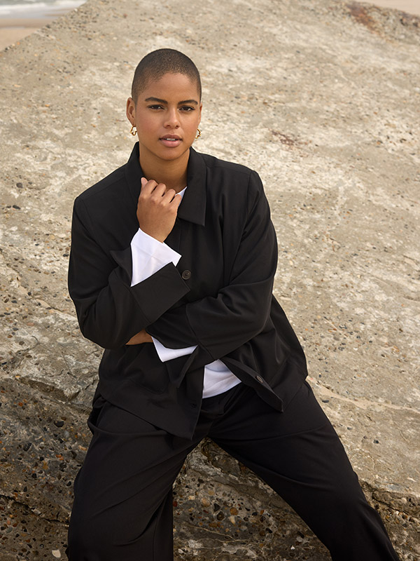 WA-SALLY - Plus Size Jas fra Wasabi Concept