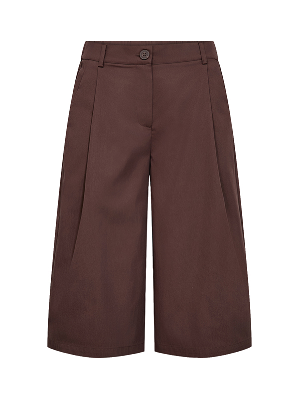 WA-HAILEY - Plus Size Shorts fra Wasabi Concept