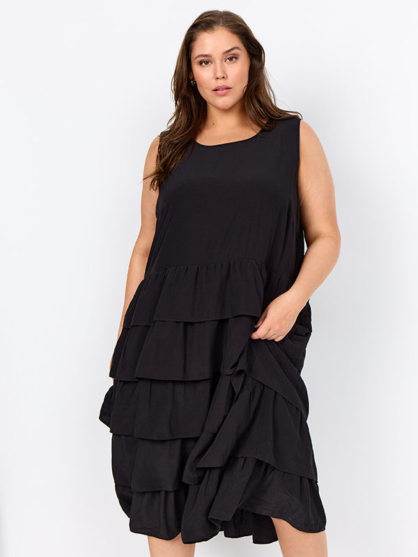 WA-CRISTA - Plus Size Jurk fra Wasabi Concept