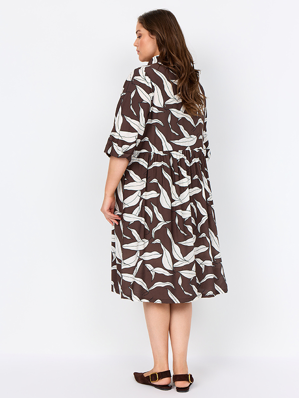 WA-HERMINA - Plus Size Jurk fra Wasabi Concept