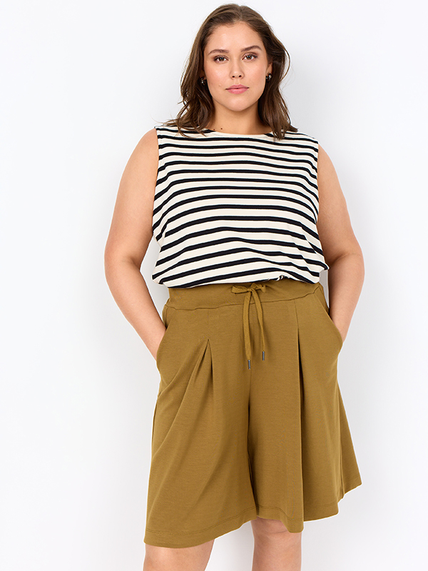 WA-SABINA - Plus Size Shorts fra Wasabi Concept