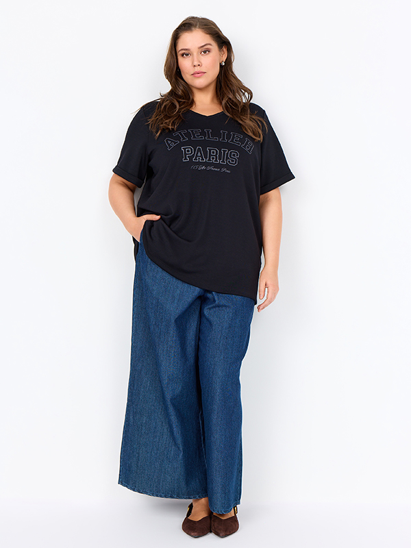 WA-SABINA - Plus Size T-shirt fra Wasabi Concept