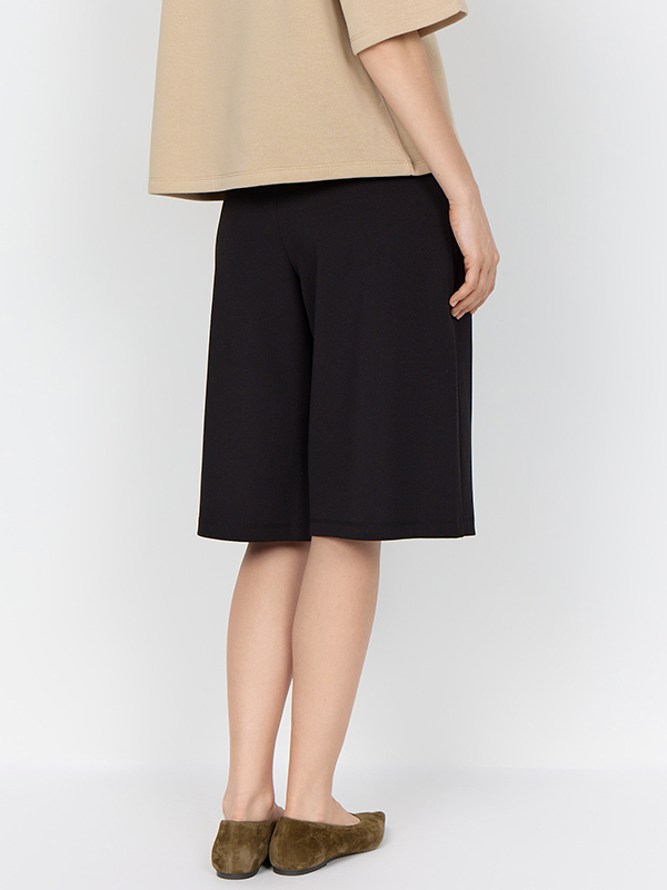 WA-KUFA - Plus Size Shorts fra Wasabi Concept