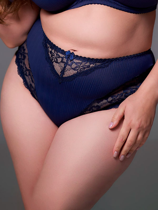 BEATE MIDI - Plus Size Slip fra Plaisir