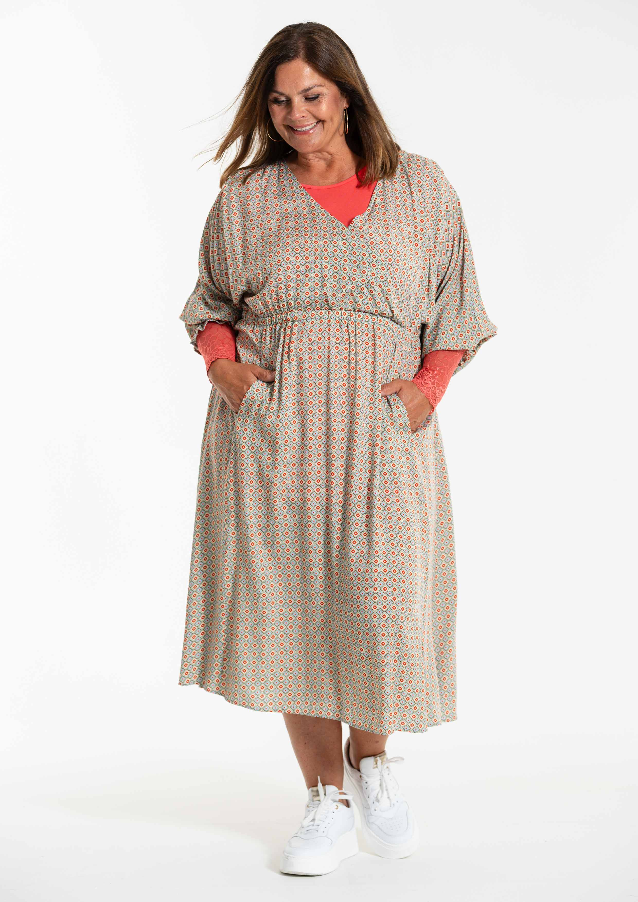 BRIGITT - Plus Size Jurk fra Gozzip