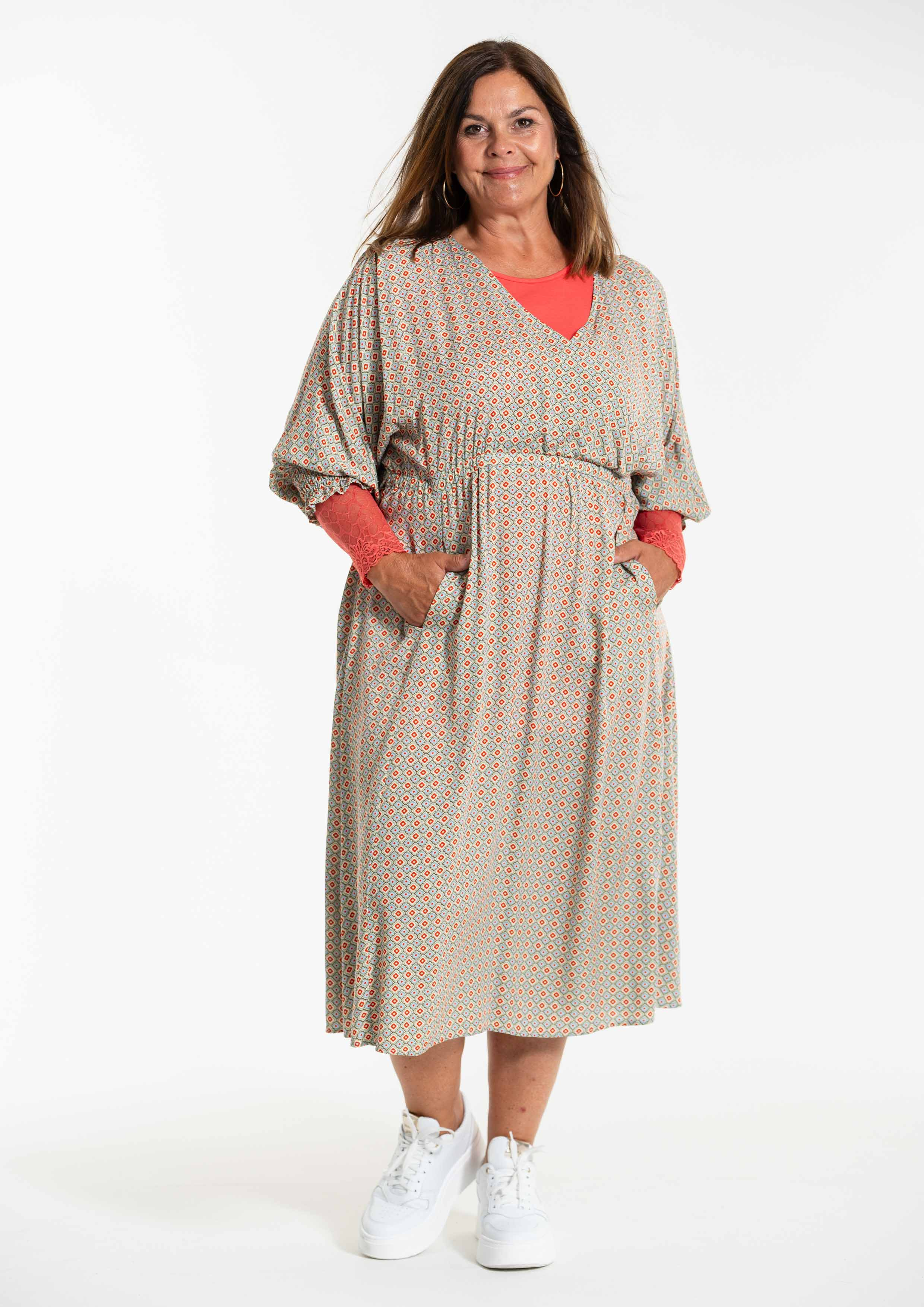 BRIGITT - Plus Size Jurk fra Gozzip