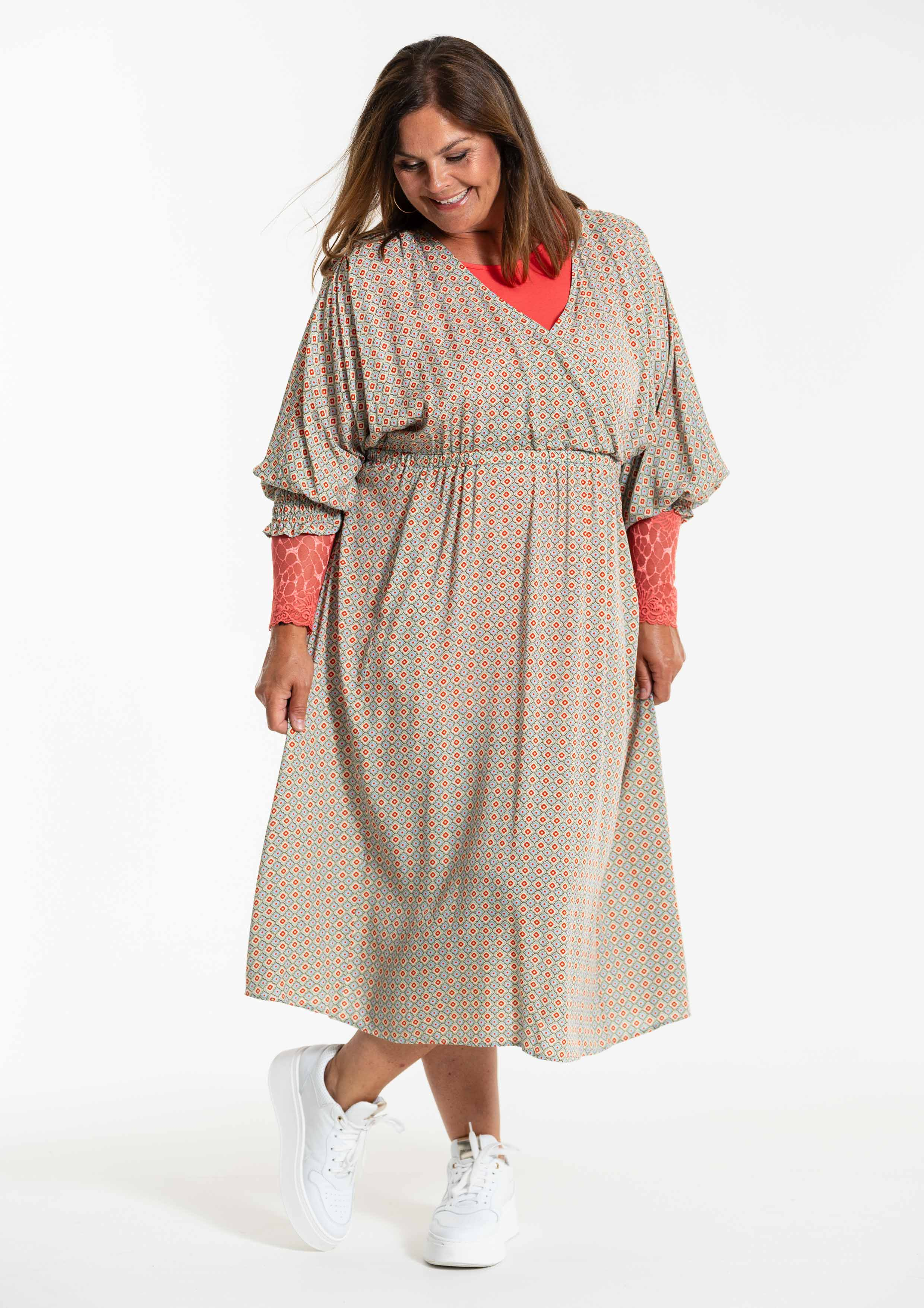 BRIGITT - Plus Size Jurk fra Gozzip