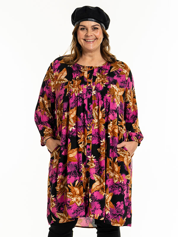 JOHANNE - Plus Size Tunic fra Gozzip