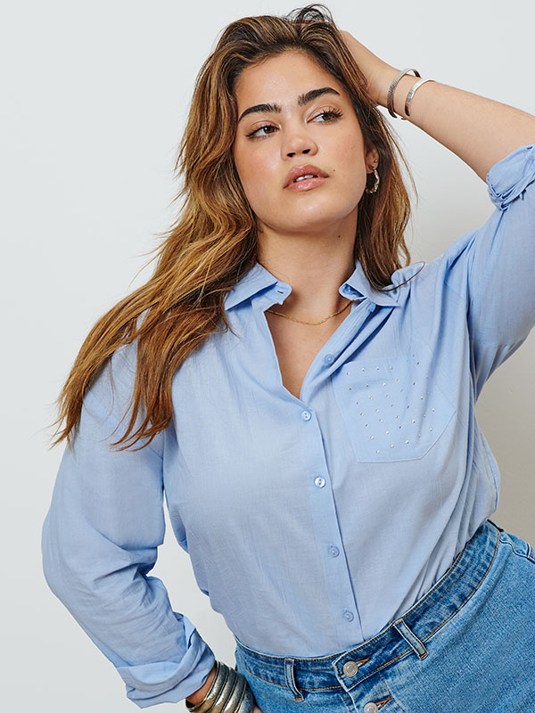 CARNEW - Plus Size Overhemd fra Only Carmakoma