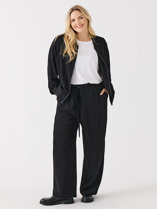 CARLUX - Plus Size Broek fra Only Carmakoma