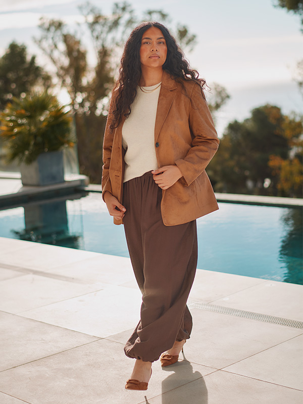 CARCAMILLE - Plus Size Broek fra Only Carmakoma