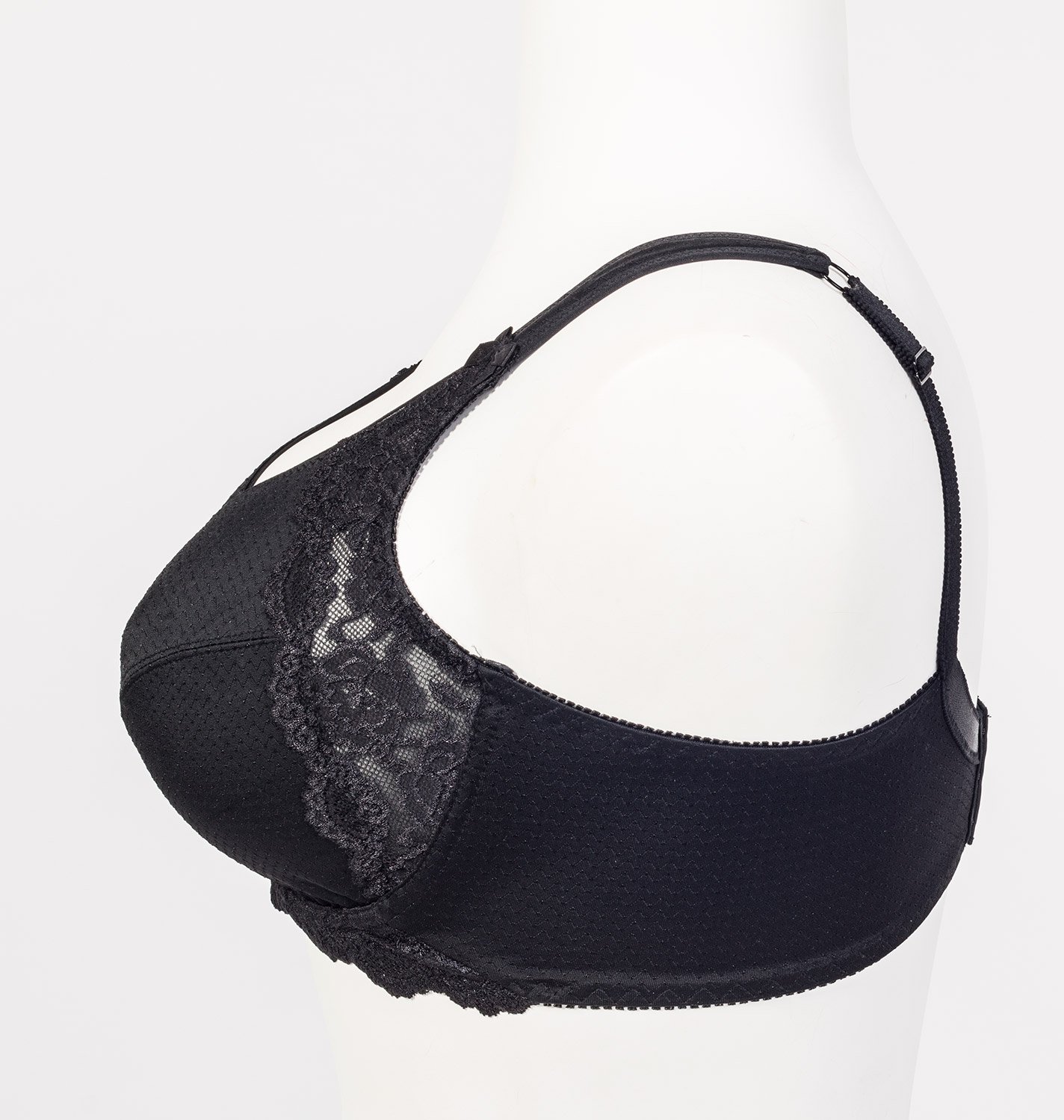 BEATE  - Plus Size Bh met beugel fra Plaisir