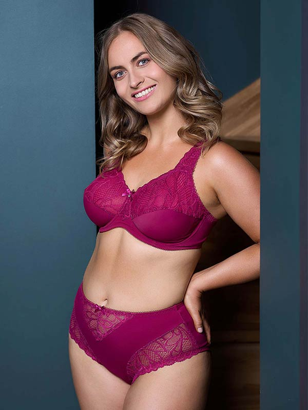 BEATE - Plus Size Bh met beugel fra Plaisir