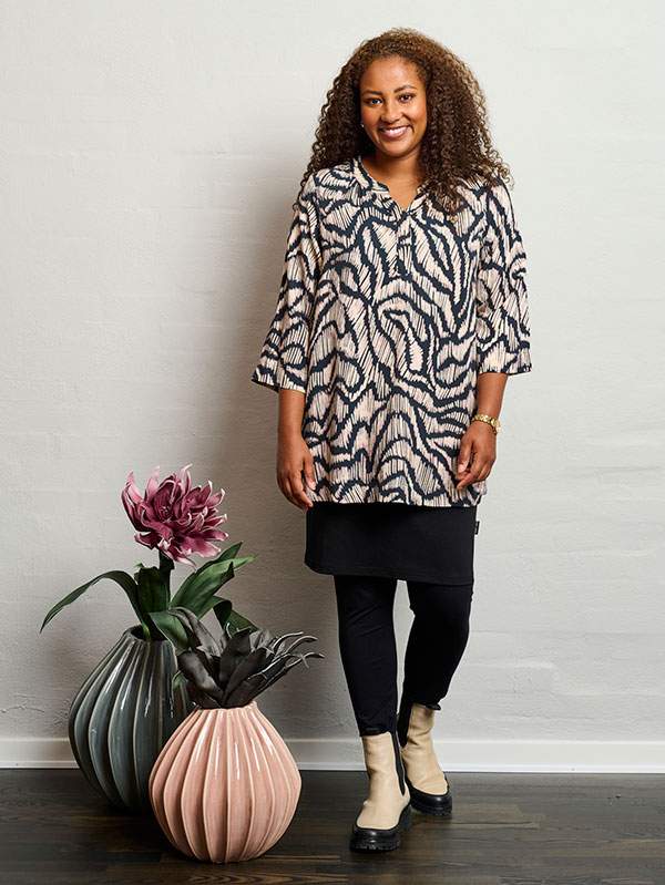 FRANCY TEA - Plus Size Blouse fra Pont Neuf