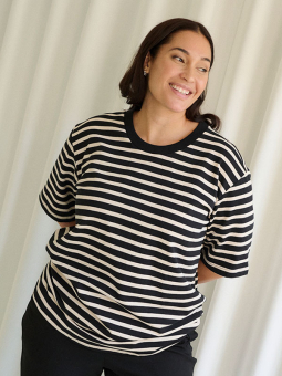KCLORANA - Plus Size T-shirt vanaf Kaffe Curve