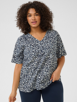 KCRAFIA - Plus Size T-shirt vanaf Kaffe Curve